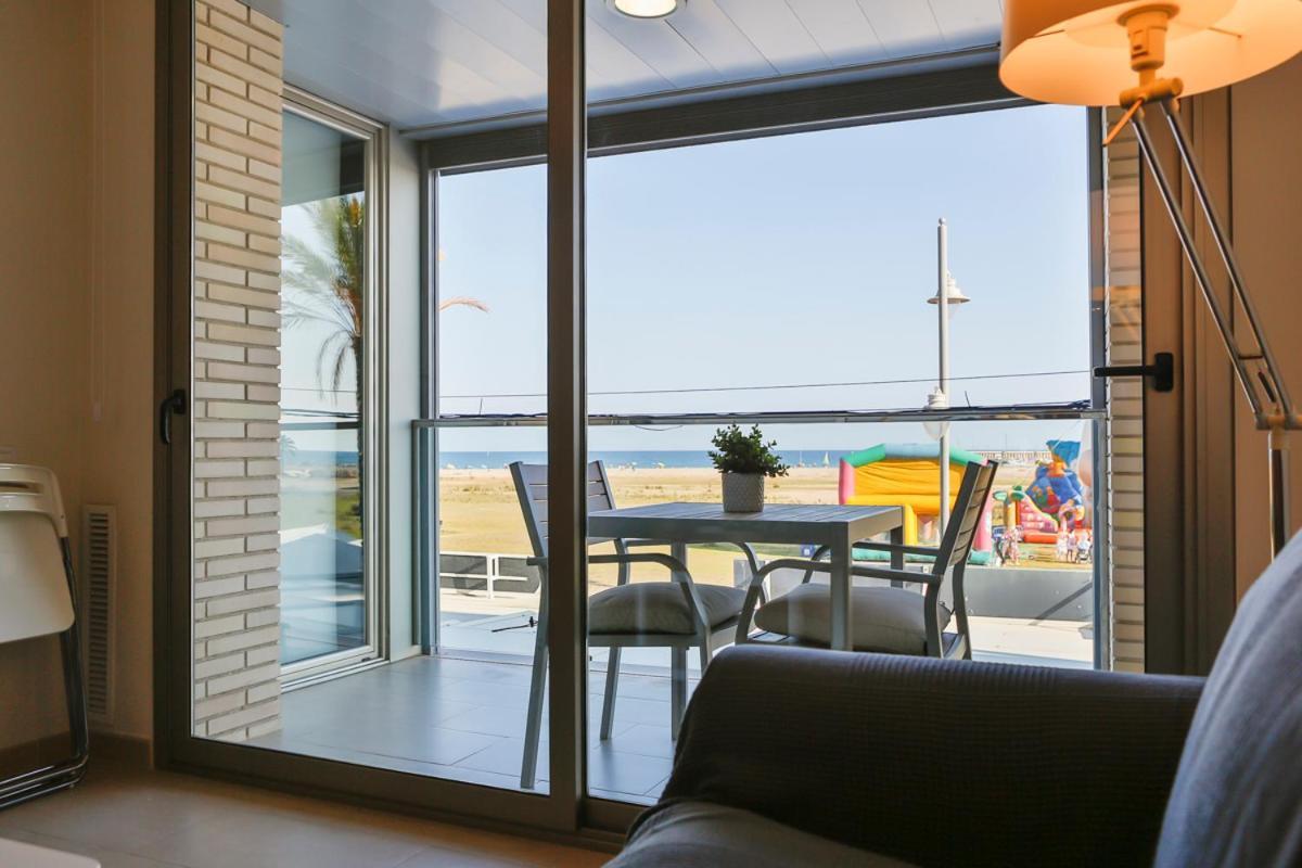 Apartaments Les Palmeres コマルガ エクステリア 写真